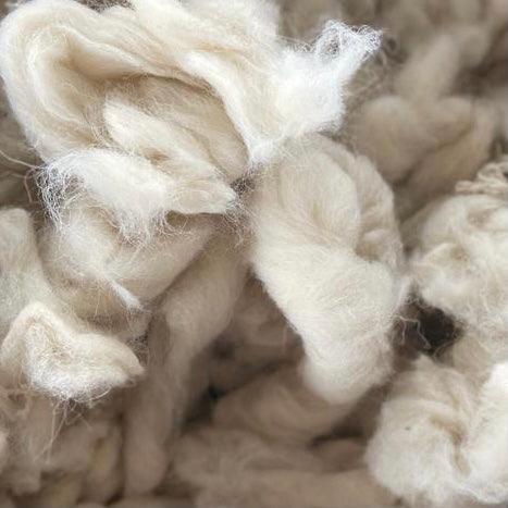 Fibra de alpaca en colores naturales