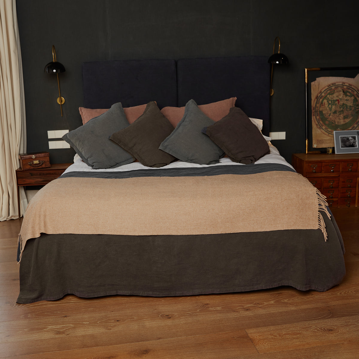 Iyrata: manta pie de cama de lana de llama en beige | TASHAY