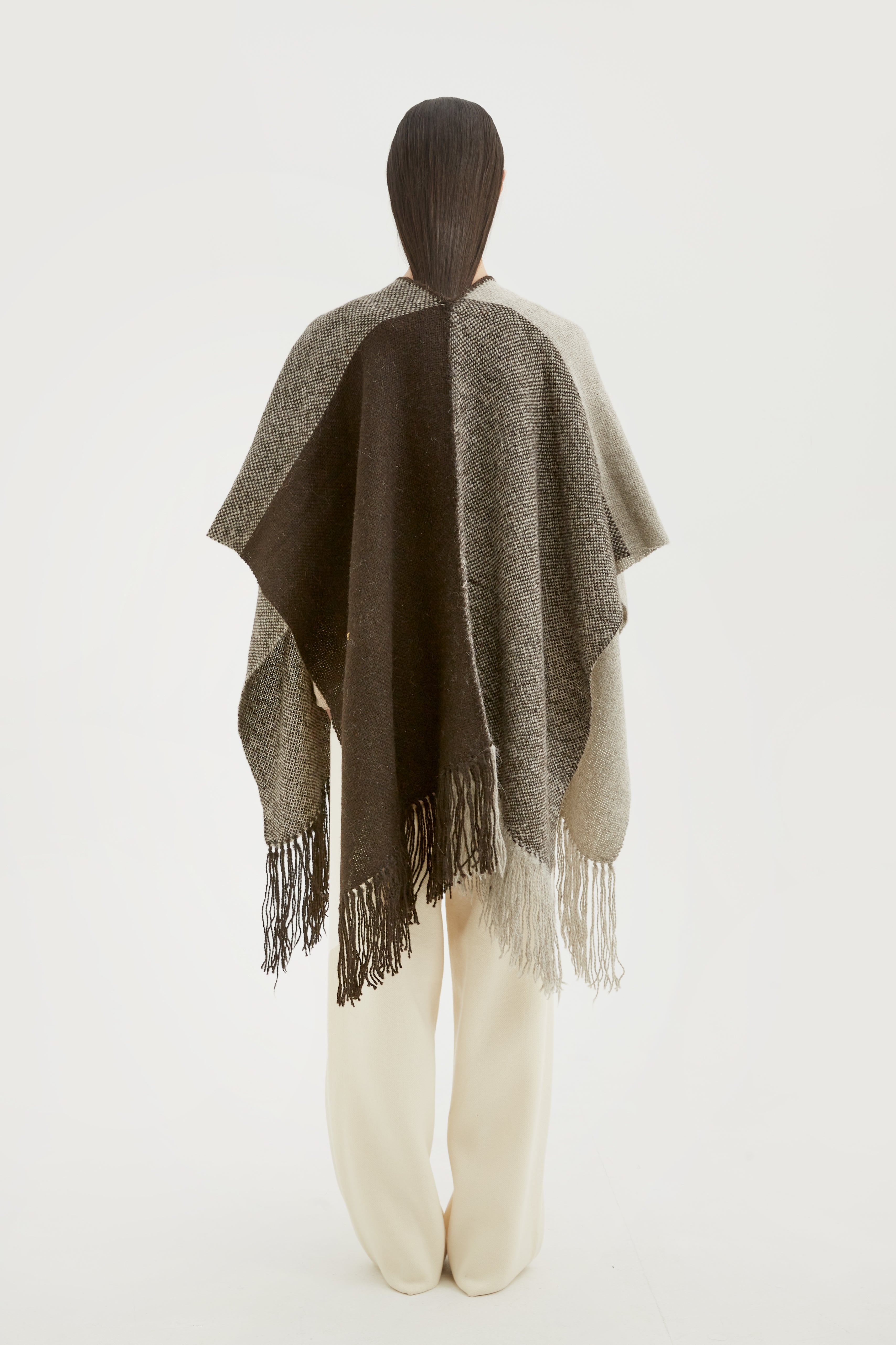 Llama wool poncho handwoven